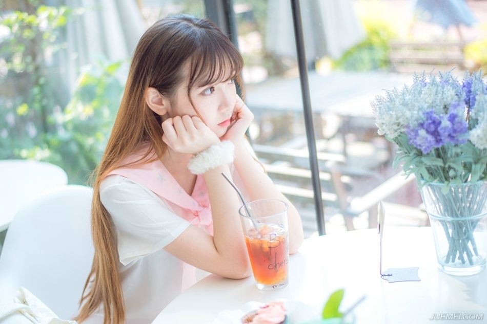 厌无事不烧香，有事上门还不烧香。无事不烧香，那是觉得自己人不要客气;有事上门不烧香，那是觉得他倒霉，你不帮他?你敢不帮他?